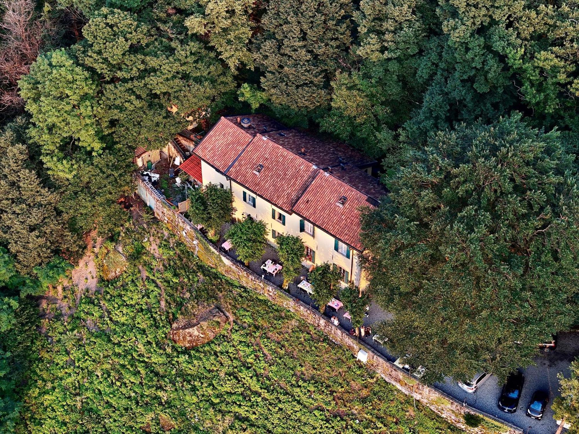 Ristorante Hotel Falchetto Брунате Екстериор снимка